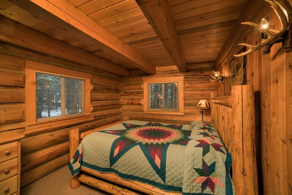 Western Pleasure Guest Ranch Sandpoint Exterior photo