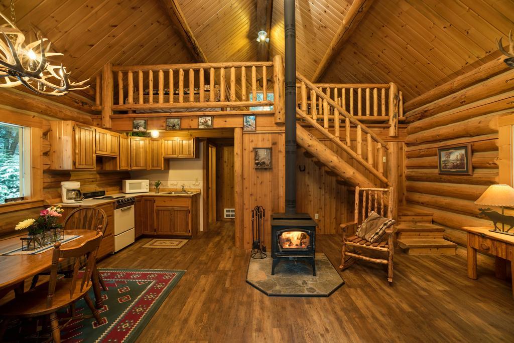 Western Pleasure Guest Ranch Sandpoint Exterior photo